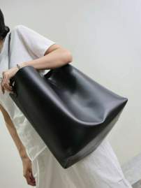 Picture of Saint Laurent Handbags _SKUfw205838635fw